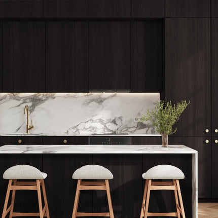 IKEA Metod Küchenfronten in schwarzer Eiche mit rustikalem Holzdesign und Marmorarbeitsplatte. - NovaFronten - Küchen Fronten Konfigurator - Standard - Holz Rustikal